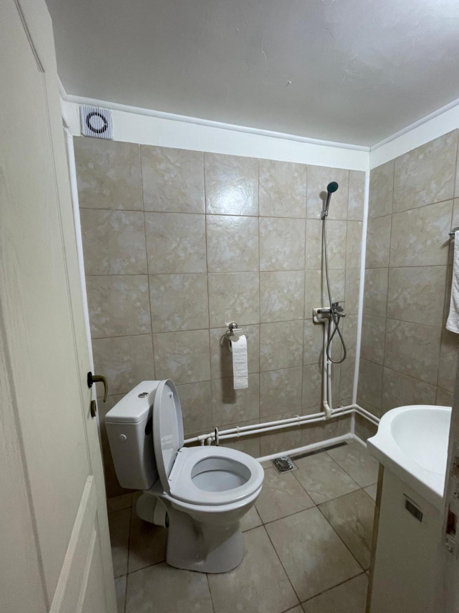 Constantinescu A. Hotel Busteni Ngoại thất bức ảnh